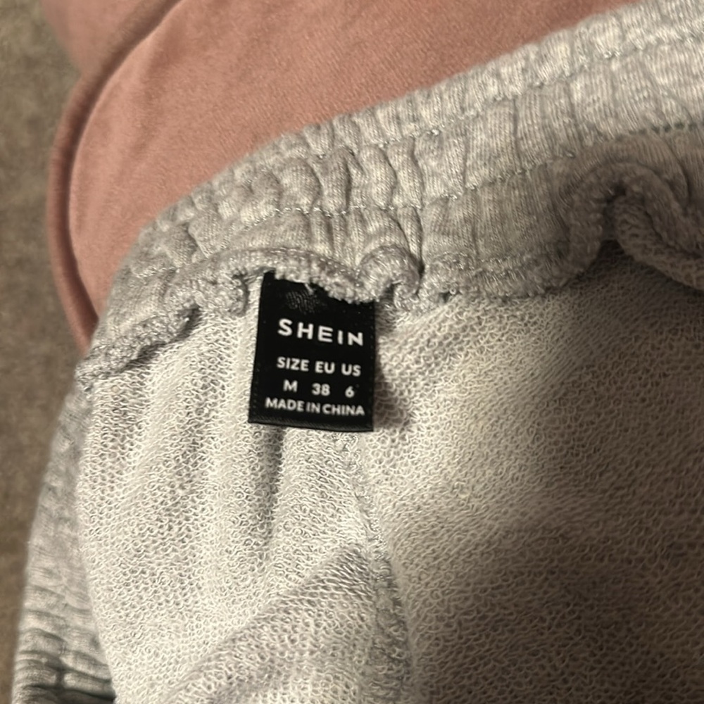 sweatpants - Picture 2 of 2